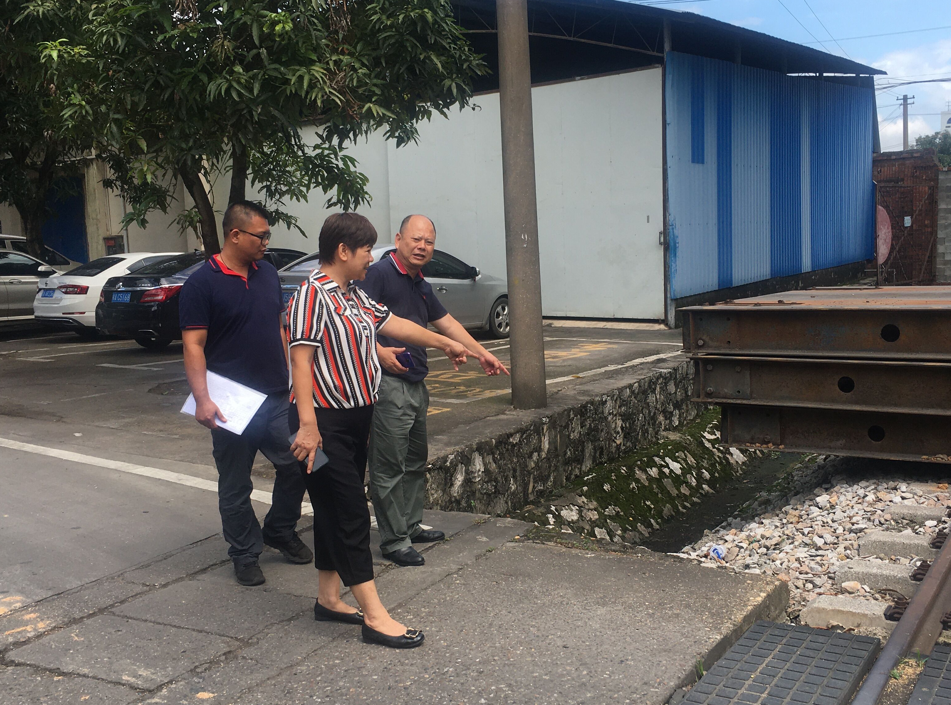 /QJ_260333083002.jpg 督查组开展实地督查(拍摄:黄丹妮).jpg