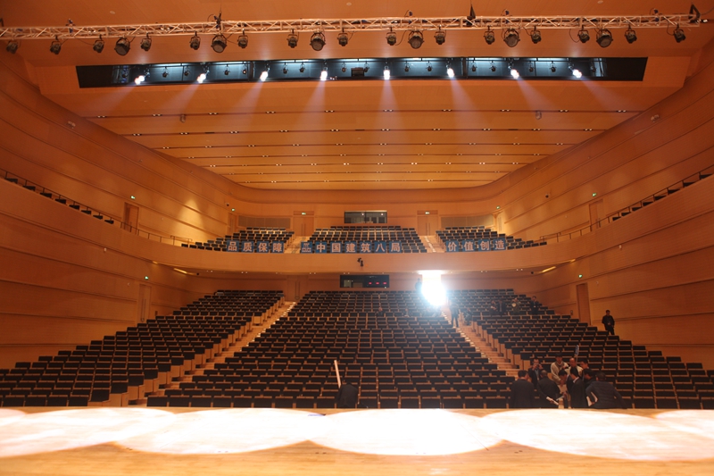 /QJ_367217239523.jpg 音乐厅内景(李倩雯图)_副本.jpg