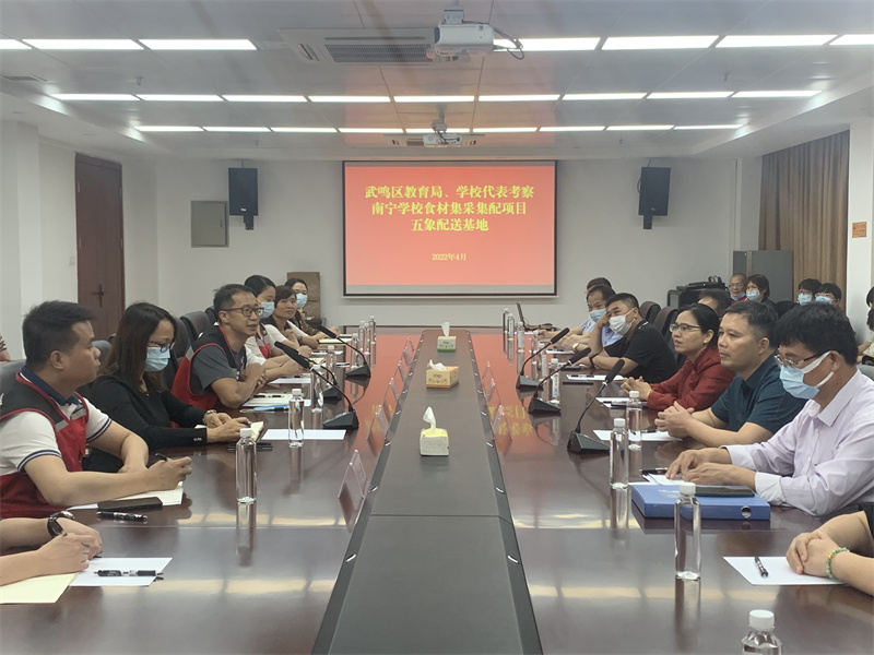 /QJ_191248541689.jpg 座谈会现场2-刘鸿池拍摄.jpg